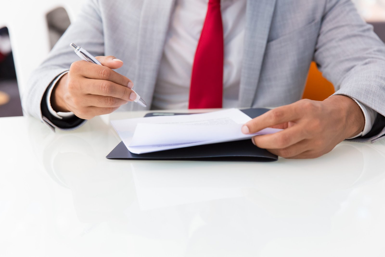 Cost-cutting dismissal: Can UAE employees claim compensation for arbitrary termination?